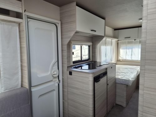 Dethleffs C'Joy 460 LE - Single beds - photo: 6