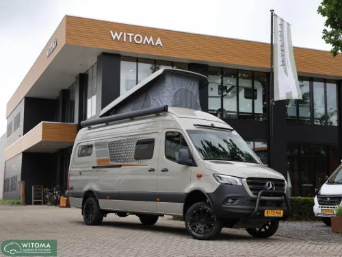 Hymer Grand Canyon S 700 Crosstrail 4x4 on location