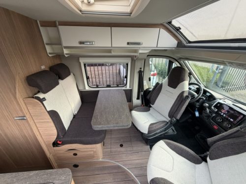 Weinsberg CaraBus 600 MQ 165 PS Foto: 9
