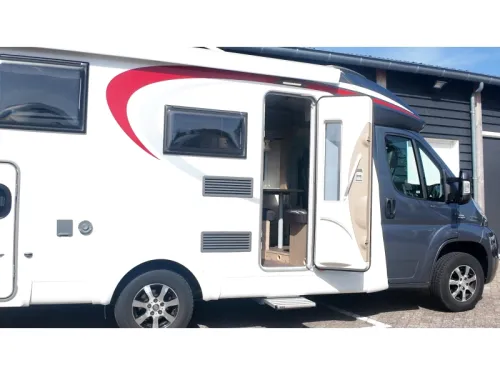 B&uuml;rstner Travel Van 620 B&uuml;rstner TravelVan  Foto: 13