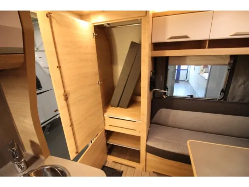 Knaus Sudwind Black Selection 420 QD Transverse bed & Tall refrigerator! photo: 18