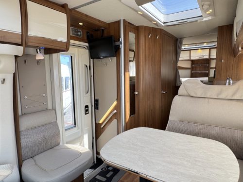 Hymer Tramp SL 588 - Automaat - Foto: 19