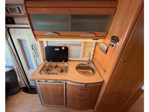 Hymer B 674 SL NL Wohnmobil ( NAP ) Foto: 11