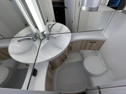 Hobby De Luxe 495 UL photo : 9