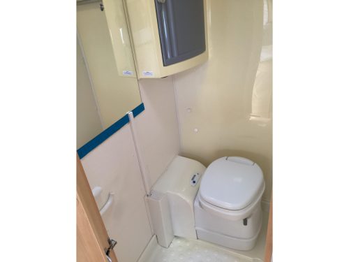 Dethleffs Camper 395 HK mover  foto: 11