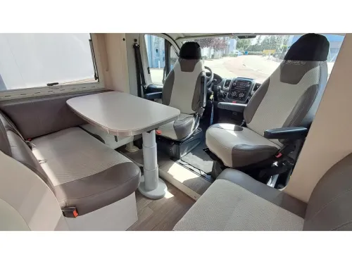 Chausson Titanium 718 XLB Queensbed / Solarpanel / Foto: 7