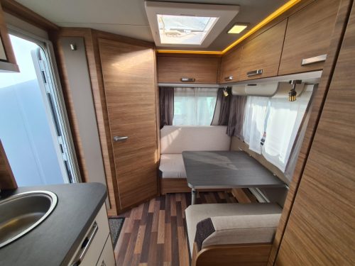 Weinsberg CaraOne 390 QD photo: 11