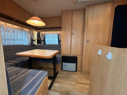 Hobby De Luxe Easy 495 UK photo: 3