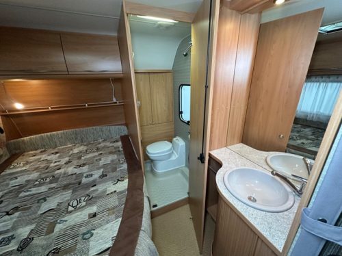 B&uuml;rstner Ventana 460 TS photo: 19