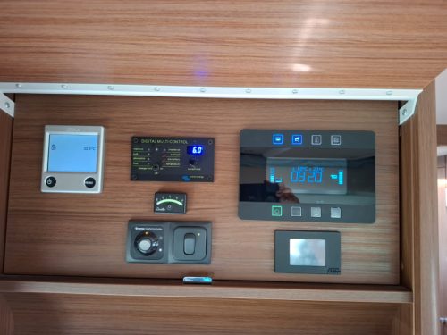 Niesmann bischoff Flair 880 LE photo: 23