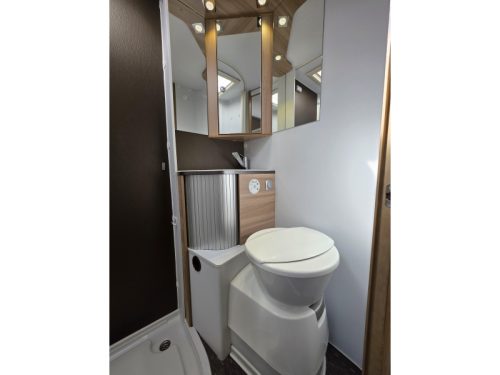 Adria Coral Axess 600 SL Foto: 16