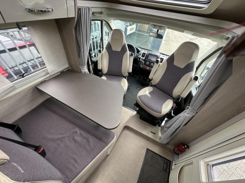 B&uuml;rstner Nexxo Van T 569 photo: 10