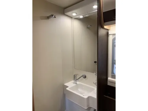 McLouis Sovereign 439 G 140 HP Single beds  photo: 5
