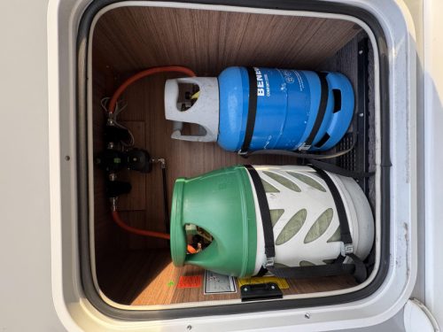 Knaus Vansation 640 MEG 7.000 km LED-Scheinwerfer ACC Foto: 7