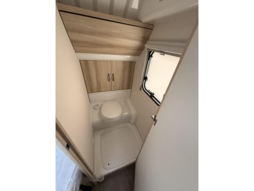 Hobby De Luxe 400 SFE Foto: 8