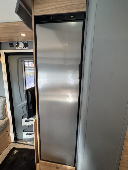 Dethleffs Just 90 T 7052 EINZELBETTEN+HUBBETT SONNENPANEL Foto: 8