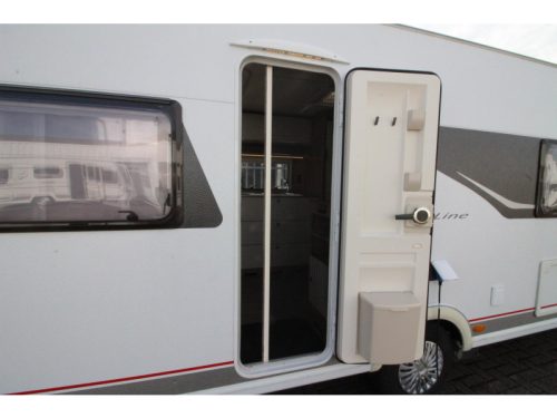 B&uuml;rstner IC Line 460 TS Mover, Portabicicletas, Toldo  foto: 20