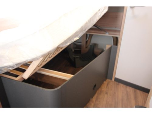 Knaus Sport 450 FU Action model! photo: 17