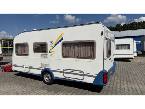 Knaus Blue Line 450 TF franz&ouml;sisches Bett Rundsitzgruppe Toilette Foto: 13