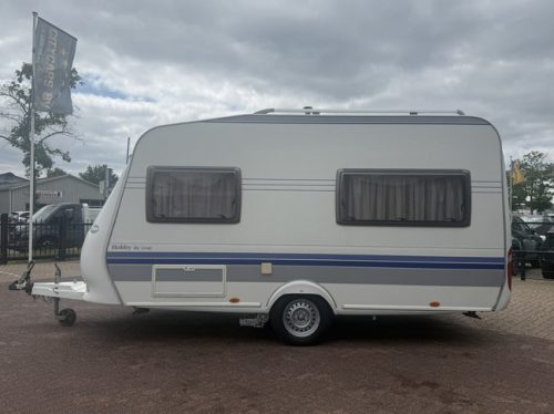 Hobby de luxe 400 SF transverse bed 4 berths awning mover screen door heater truma toilet photo: 4
