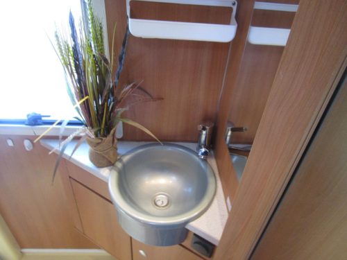 Dethleffs Advantage T 6501 B super spacious layout photo: 14
