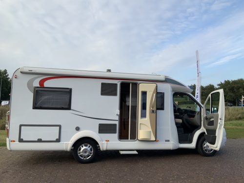 B&uacute;rstner Nexxo 660 2.3 MultiJet 130HP, Semi-integrated, French bed, Motor-air conditioning,, etc. Year of manufacture 2010 Motorhome Centre On the Road at the Noorderringweg 4 in Marum. photo: 2