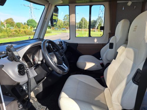 Hymer BML-I 780 NO POP-TOP ROOF+AIR SUSPENSION!  photo: 21