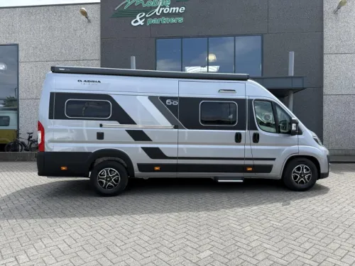 Adria Twin 640 SLB 60 Years Edition Foto: 2