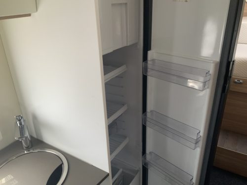 B&uuml;rstner Lyseo Harmony Line 690, AUTOMAAT, Mercedes Sprinter 2.2 163 Pk Enkele-bedden, hefbed, Luchtvering, Bj. 2020 &ldquo; Uw Wohnmobil-Verkaufsvermittler Wohnmobil Zentrum on the road Marum foto: 23