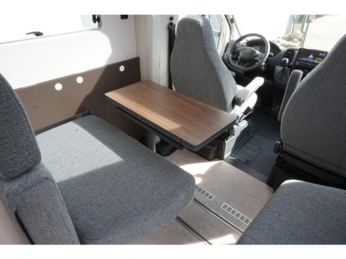 B&uuml;rstner Signature SFT 7.0 180 PS - 4500 kg Automatik Foto: 11