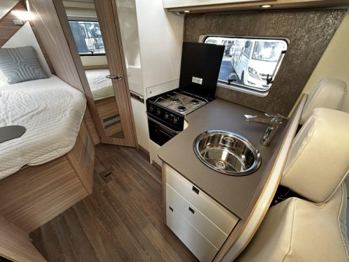 B&uuml;rstner Lyseo M Harmony Line 660 Fransbed/Automat/2020!  Foto: 11