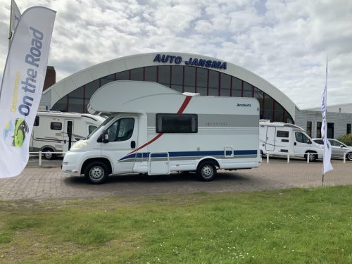 Detlheffs A 5881 Fiat 2.3 130 HP, Alcove, Bunk bed, 5 seats and 6 berths, Shows signs of use, Year 2007 Camper centrum on the road photo: 34