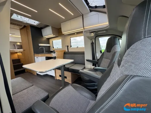 Adria Matrix Plus 670 DL Single beds / Automatic  photo: 8