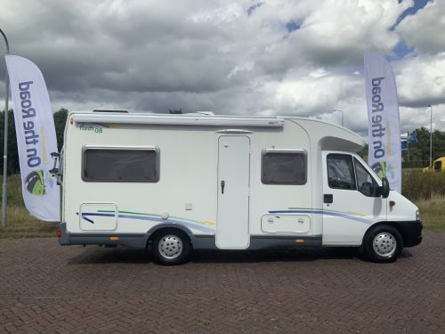 Chausson Trigano Flash 08 2.3 128 hp French bed, side bench, half-dinette, Swivel seats, very neat condition Year of manufacture 2006 Motorhome centrum on the road Marum photo: 32