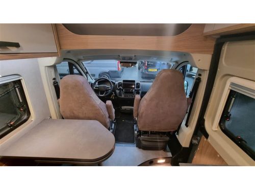 P&ouml;ssl Roadstar 600 L photo: 14