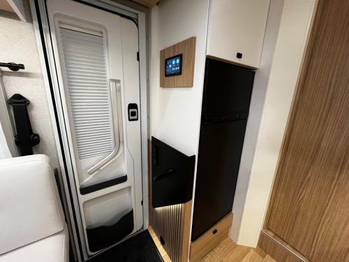 Pilote P 740 FGJ Motorhome, 2026! photo: 6