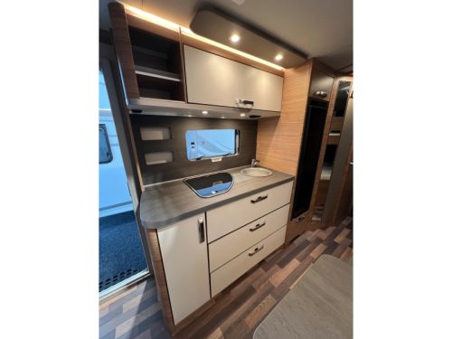 Weinsberg CaraOne 550 QDK Mover, Markise, Vorzelt Foto: 13