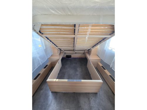 Dethleffs Summer Edition 530 DR U-shaped seating, Queen bed photo: 9