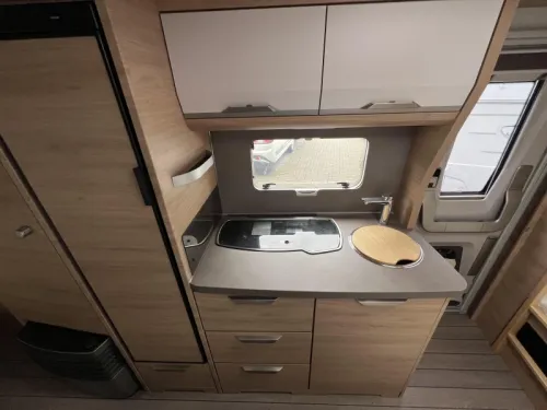 Knaus Sudwind 60 Years 550 FSK Rangierhilfe, Neues Vorzelt Foto: 8