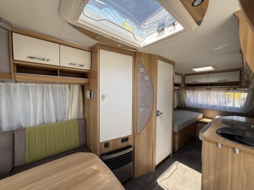 Dethleffs Wohnwagen Style 470 V Foto: 3
