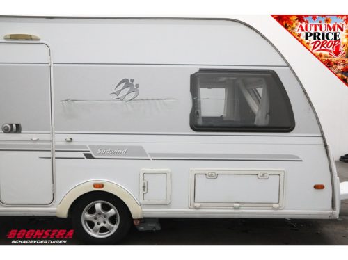 Knaus S&uuml;dwind 450 QU Mover Air Conditioning Bike rack Transverse bed Central kitchen Dinette photo: 5