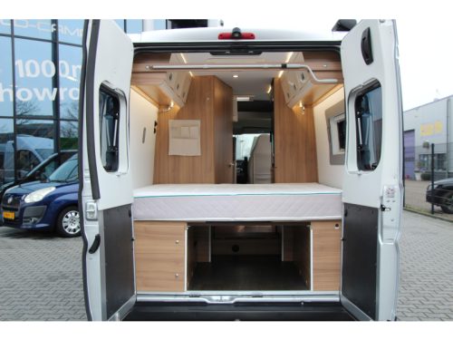Adria Sun Living 65 SL Single beds - 160HP AUTO photo: 16