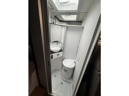 P&ouml;ssl Summit Shine 540 Euro 6 cama transversal toldo climate ctr cruise ctr portabicicletas extensible remis mosquitera plisada foto: 20
