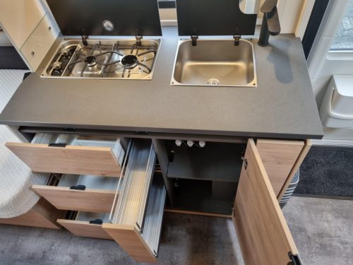 Dethleffs Camper 460 EL Foto: 18