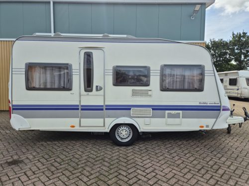Hobby De Luxe 450 UF Foto: 1