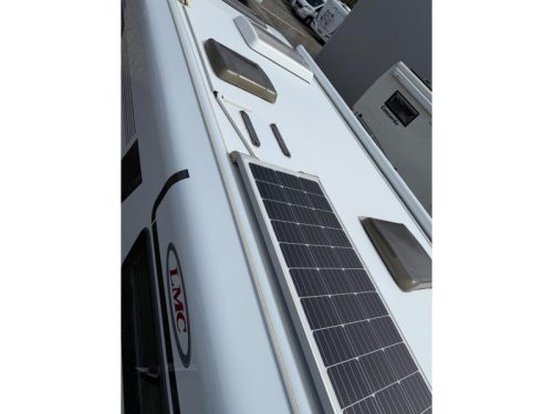 LMC Passion V 643G 150HP Single Beds photo: 16