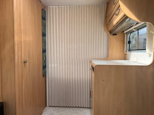 Fendt Saphir 470 | Fahrradtr&auml;ger | Rundsitzgruppe | Festbett | Vorzelt Foto: 20