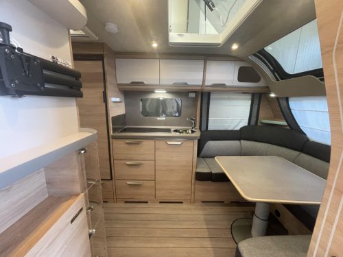 Knaus Sudwind Black Selection 540 UE +underfloor heating+extra awning photo: 3