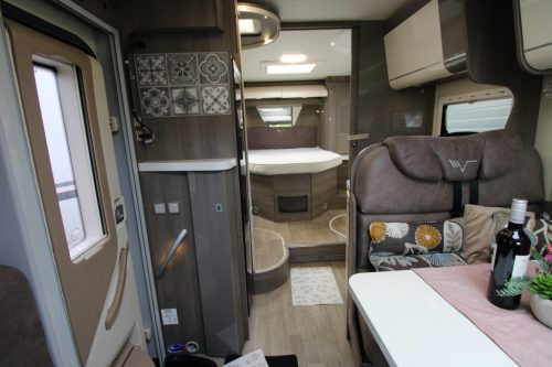 Mobilvetta K silver 54*Queensbed+hefbed* photo: 11