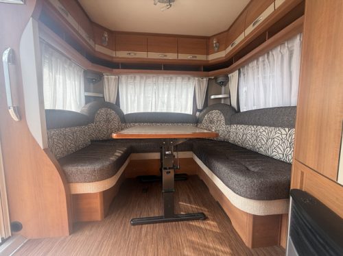 Hobby 455 UF Exellent in new condition, Bovag inspected 2025, transverse bed, mover, Truma, bike rack, 2x awning, Thule, insect screen door, photo: 17
